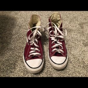Women’s Maroon Converse